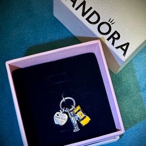 Pandora New York Charm